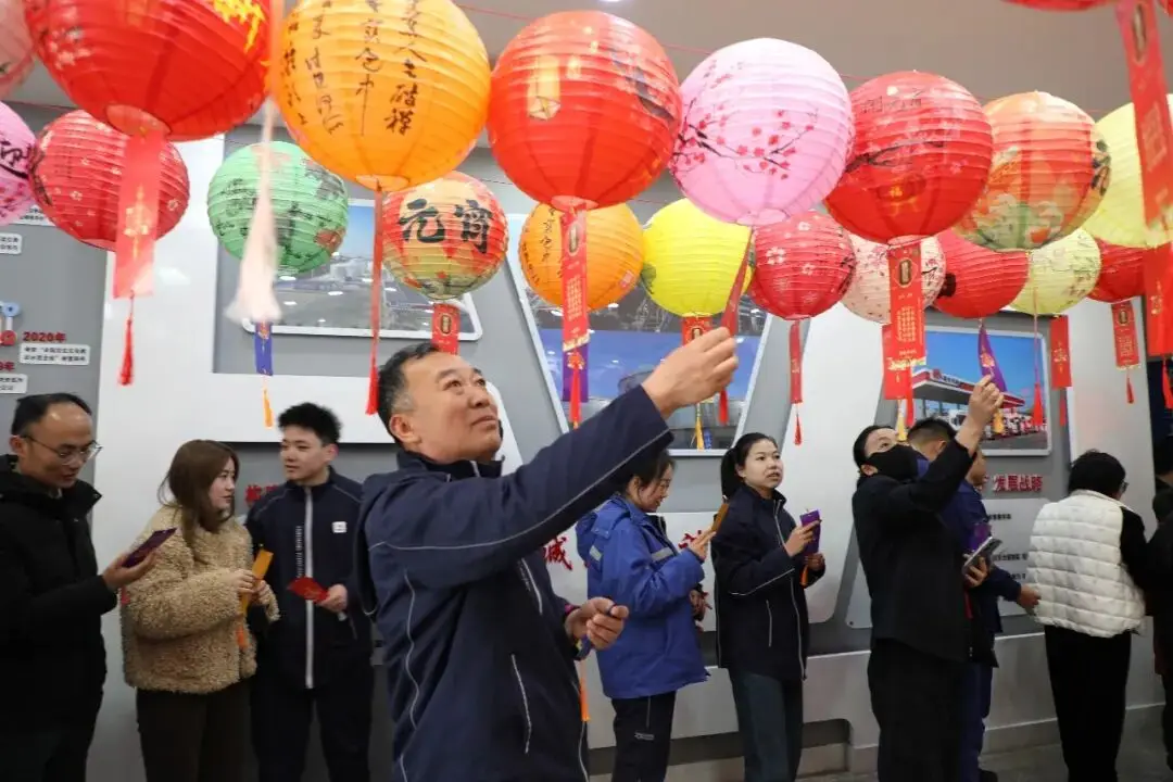 春の暖かさを祝う再会