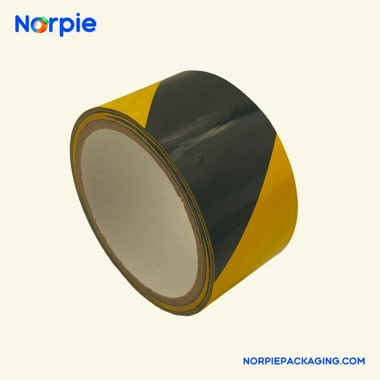 黒と黄色の警告テープ